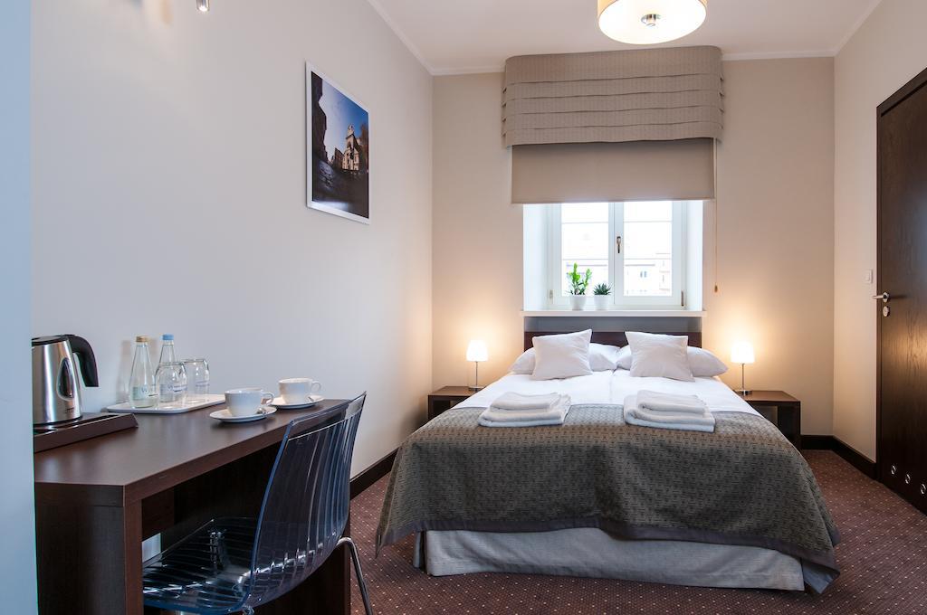 B&B Wieniawa Parking I Sniadanie W Cenie! Breakfast And Parking Included! Leszno  Kamer foto